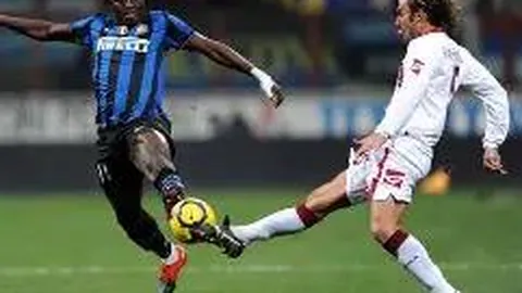 里皮辞职声明在更衣室内公布，队长郑智力图挽留