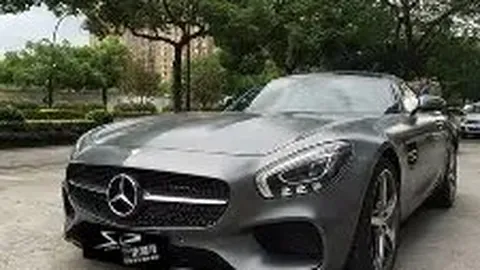 51岁钱德勒喜结良缘，向29岁爱侣深情许诺：世界最佳女性